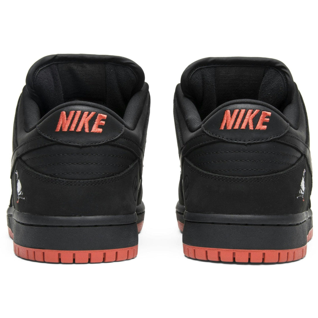 NIKE SB DUNK LOW PRO ‘BLACK PIGEON’