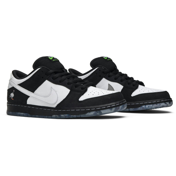 NIKE SB DUNK LOW PRO ‘PANDA PIGEON’