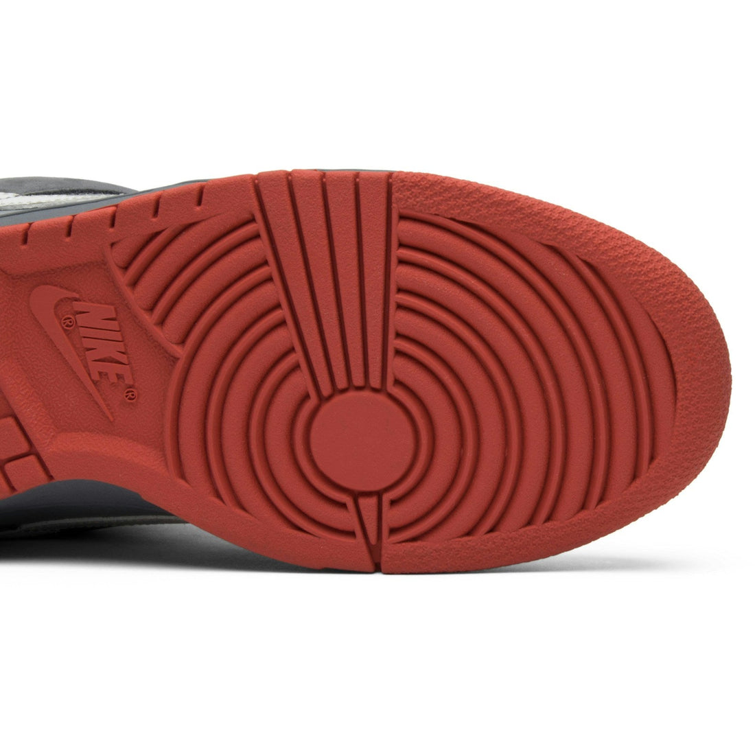 NIKE SB DUNK LOW PRO X JEFF STAPLE  ‘PIGEON’