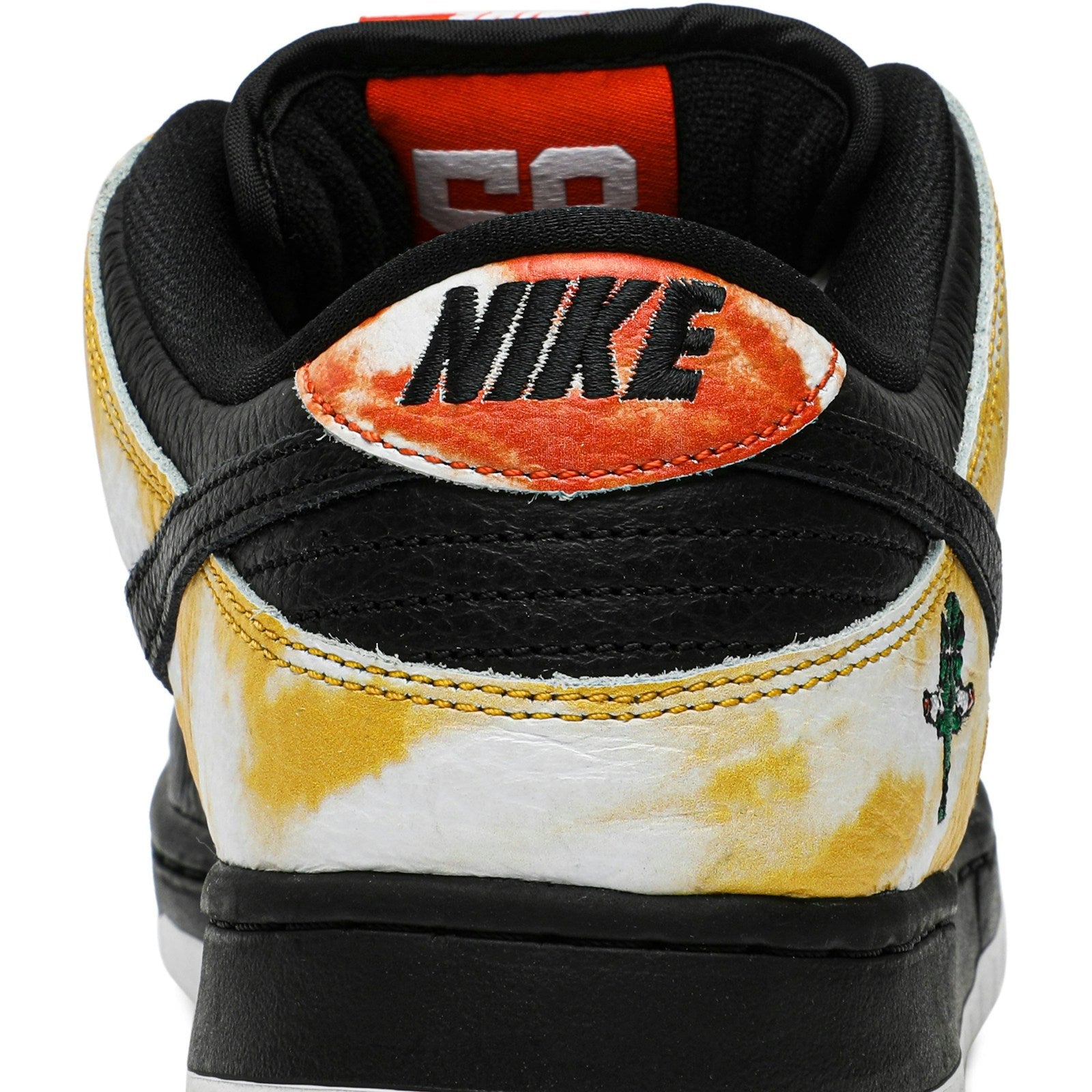 NIKE SB DUNK LOW ‘TIE-DYE RAYGUN – BLACK’